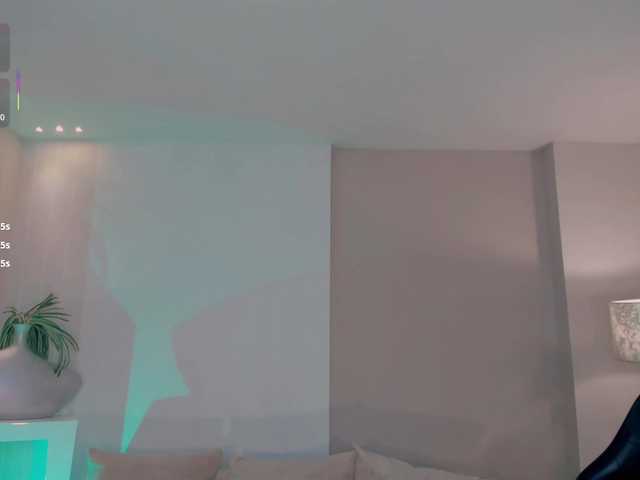 MayaMoretti live cam on BongaCams