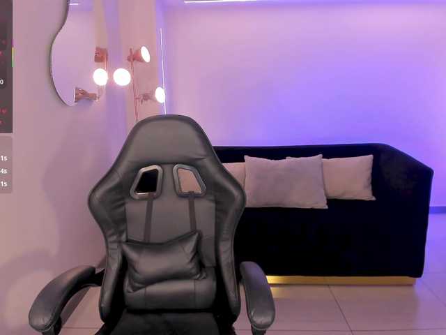 MayaMoretti live cam on BongaCams