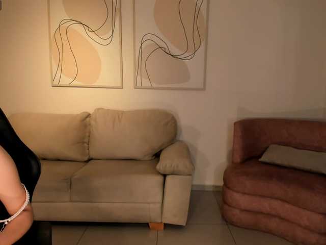 MayaMoretti's BongaCams show and profile