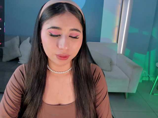 MayaMoretti live cam on BongaCams