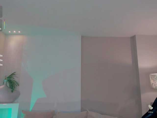 MayaMoretti live cam on BongaCams