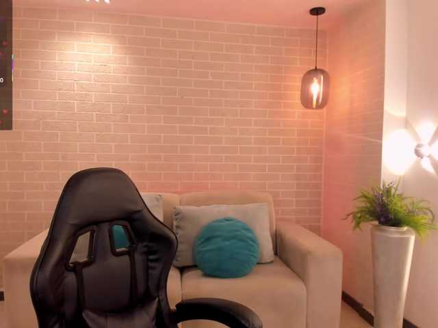 MayaMoretti live cam on BongaCams