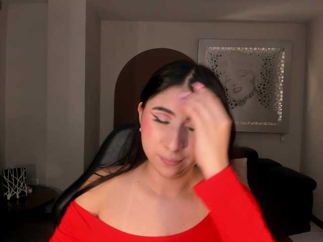 MayaMoretti live webcam show