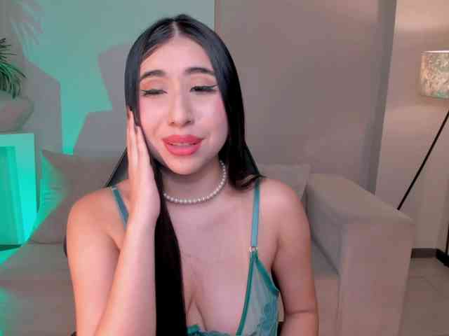 MayaMoretti webcam
