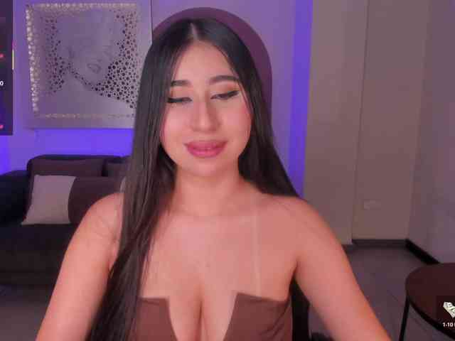 MayaMoretti webcam