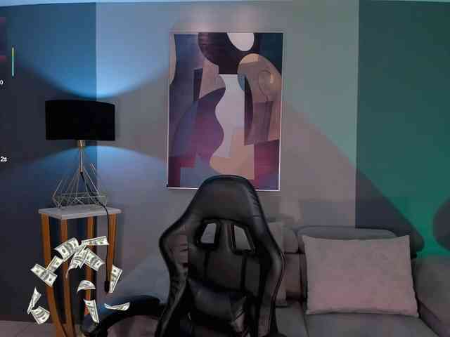 MayaMoretti webcam