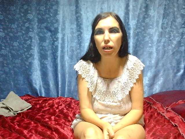 Evalipsievam live cam on BongaCams