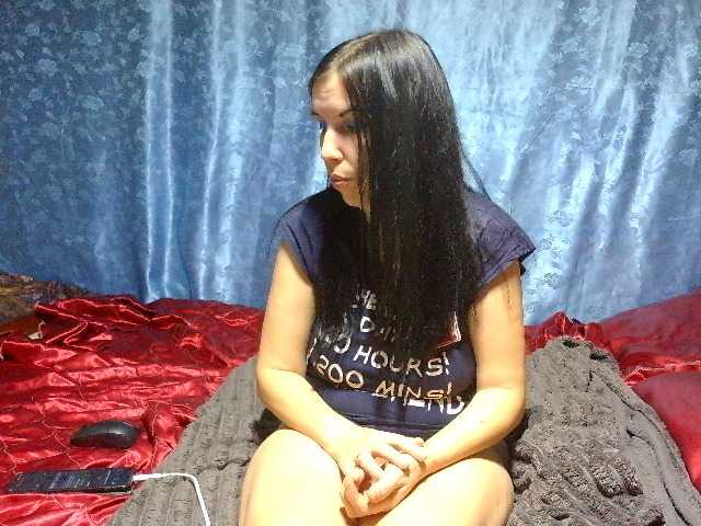 Evalipsievam live cam on BongaCams