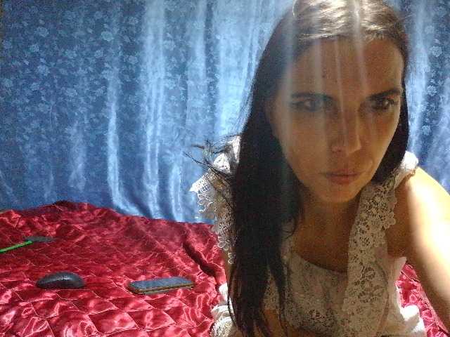 Evalipsievam live cam on BongaCams