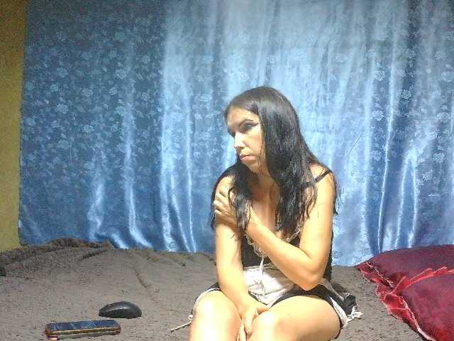 Evalipsievam live cam on 