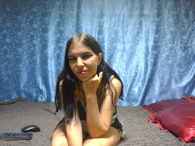 Evalipsievam live cam on BongaCams