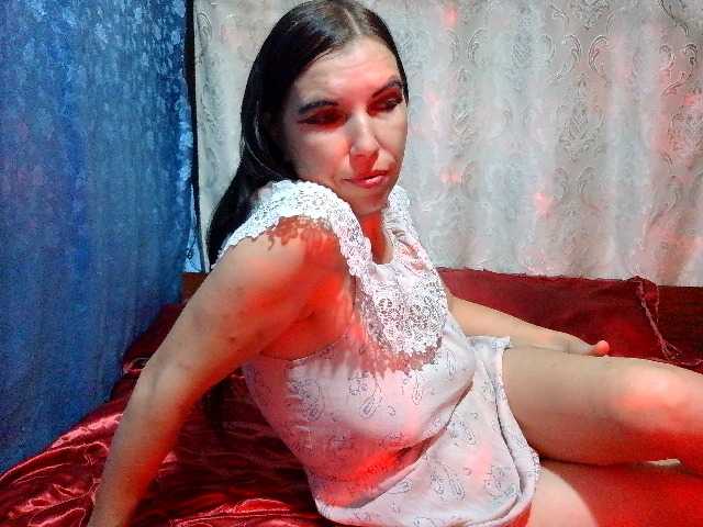 Evalipsievam live cam on BongaCams