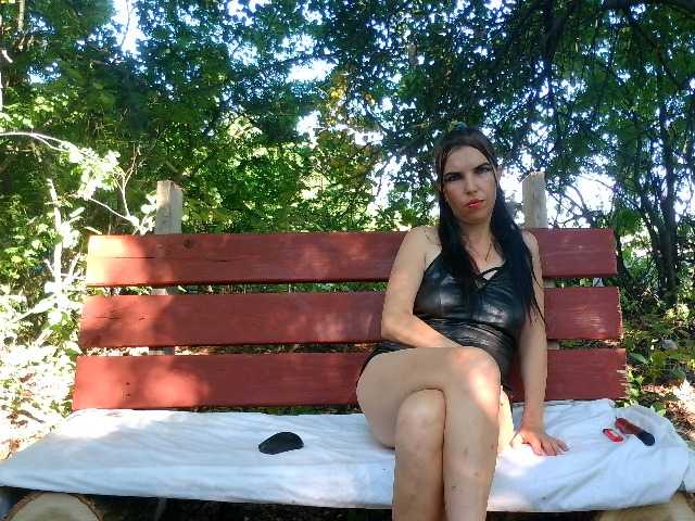 Evalipsievam live webcam show