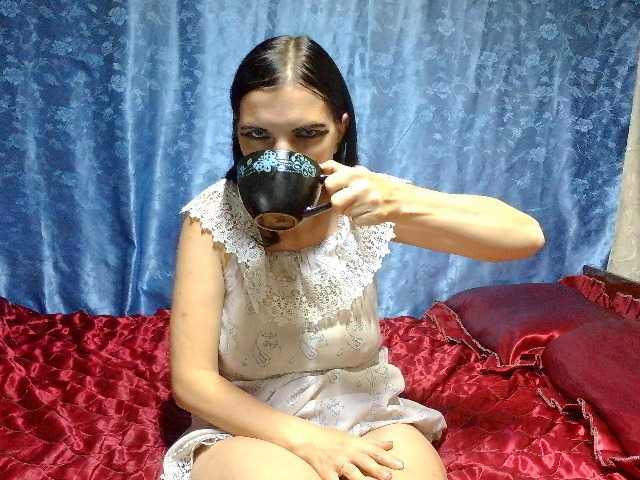 Evalipsievam live cam on BongaCams
