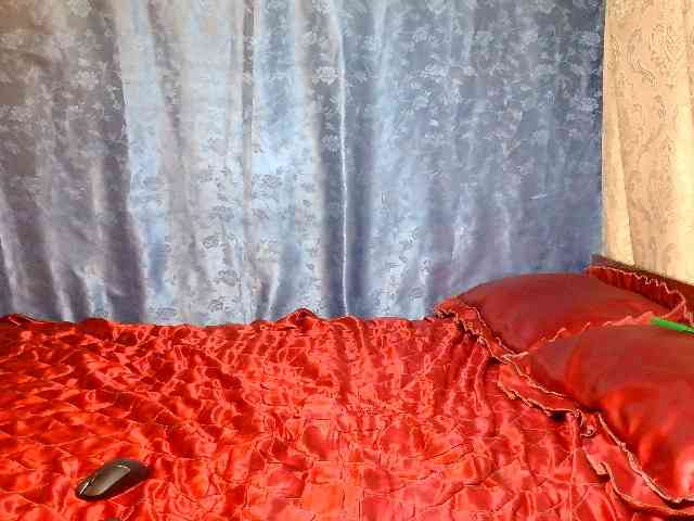 Evalipsievam Live Webcam on BongaCams