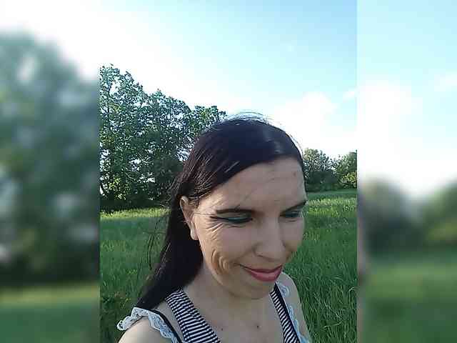 Model: Evalipsievam