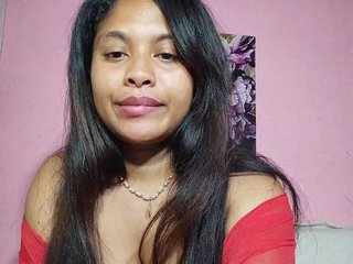 Brendah23's Live Webcam