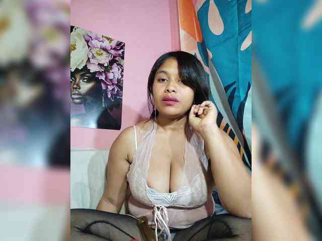 Brendah23 webcam