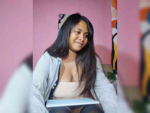 Brendah23 webcam