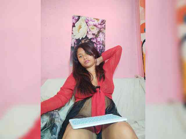 Brendah23 webcam