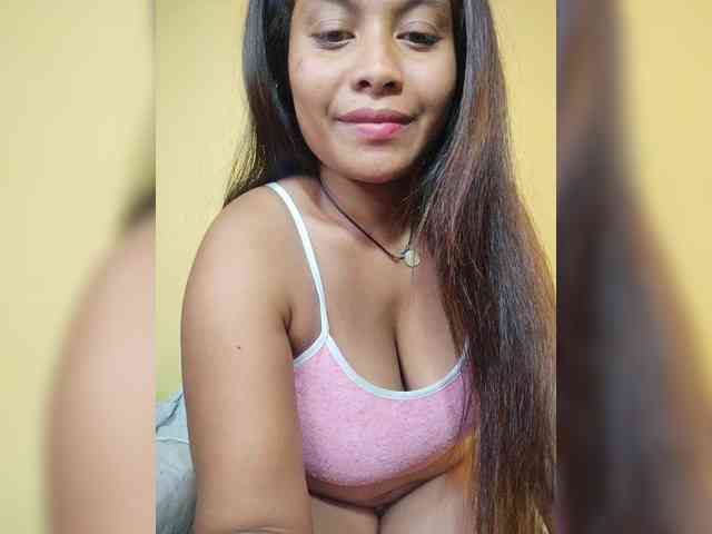 Modèle: Brendah23