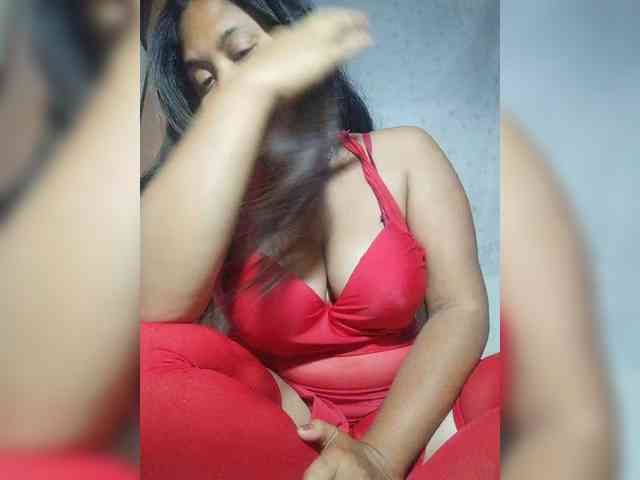 Modèle: Brendah23