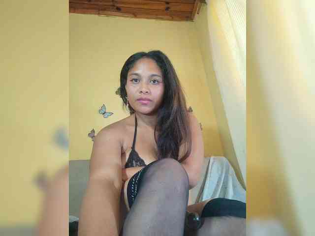 Brendah23 webcam