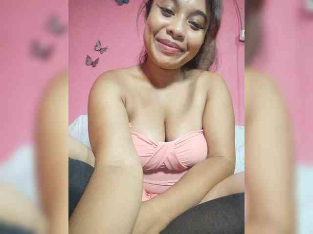 Brendah23 webcam