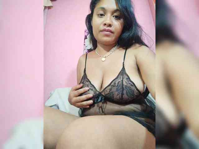 Brendah23 webcam