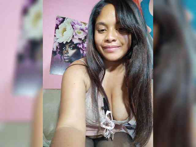 Brendah23 webcam
