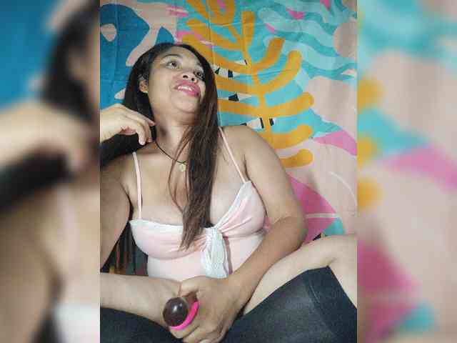 Brendah23 webcam