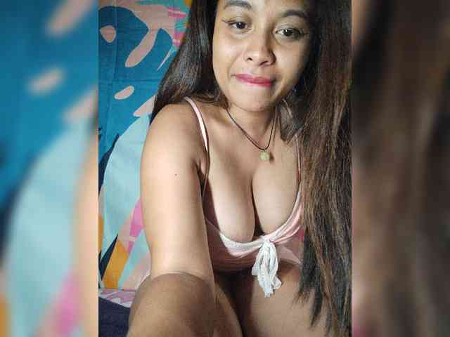 Brendah23 webcam