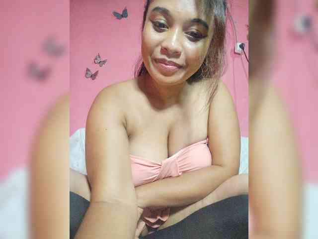 Brendah23 webcam