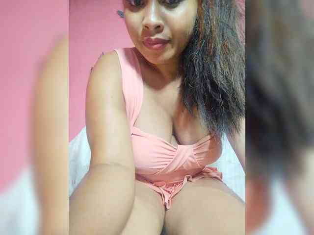 Modèle: Brendah23