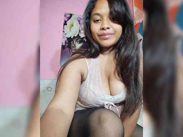 Brendah23 webcam