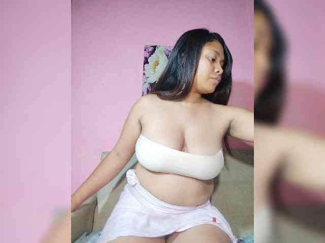 Brendah23 webcam