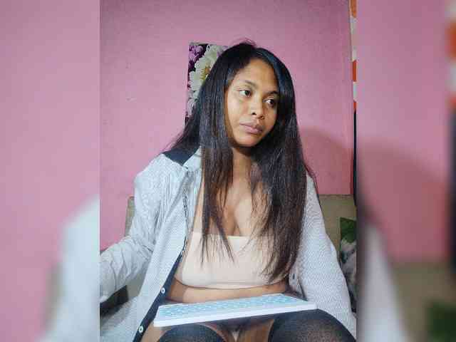 Brendah23 webcam