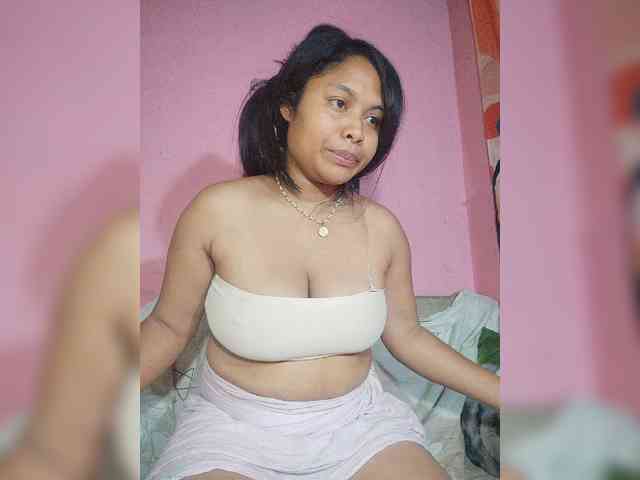 Brendah23 webcam