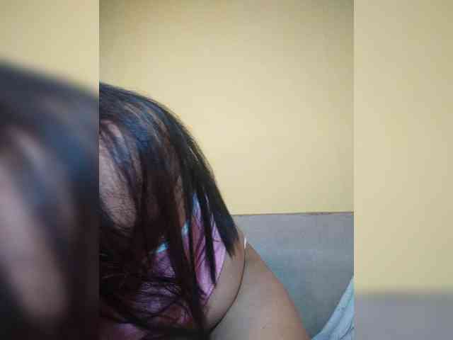 Brendah23 webcam