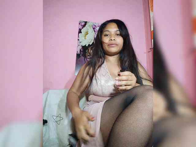 Brendah23 webcam