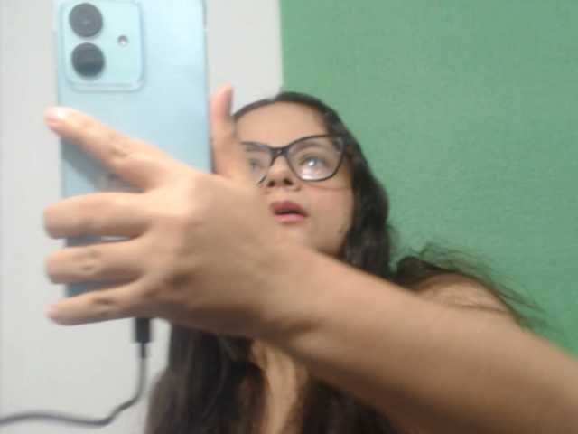 Kimberly96, en directo ahora en BongaCams