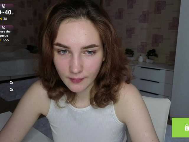 MaxieDungy's BongaCams show and profile