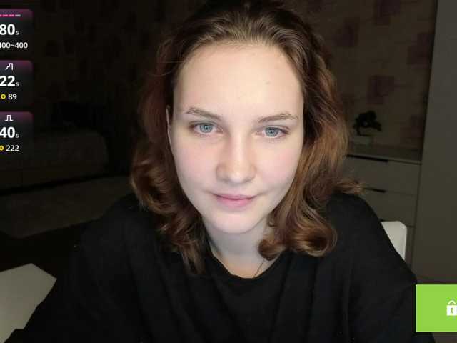 MaxieDungy's BongaCams show and profile