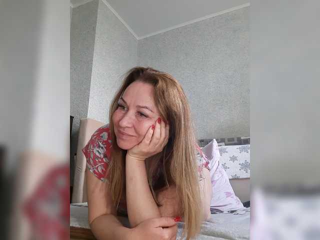  MARIA777A chat room