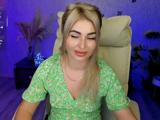 NikaStill live cam on BongaCams