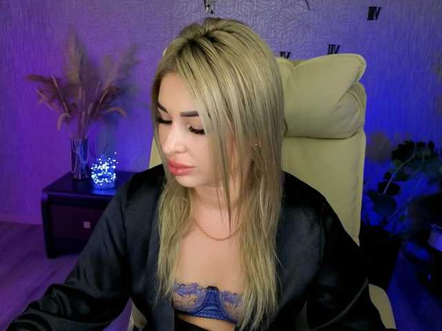 nikastill live sex show