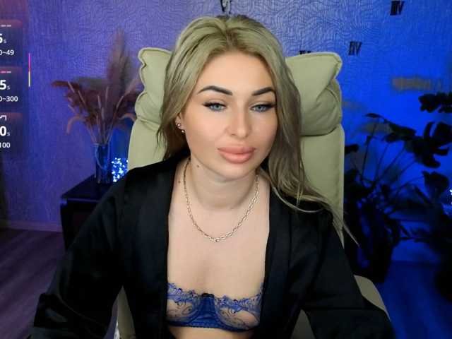 NikaStill, en directo ahora en BongaCams
