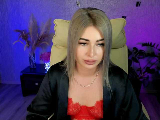 NikaStill live cam on BongaCams