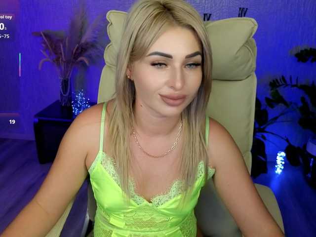 NikaStill live cam on BongaCams