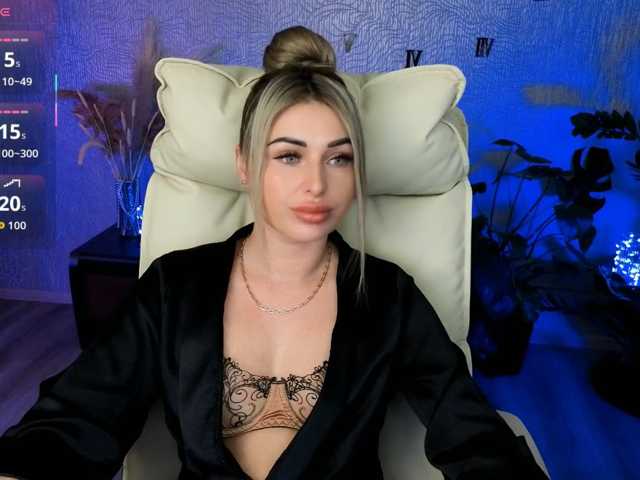 NikaStill live cam on BongaCams